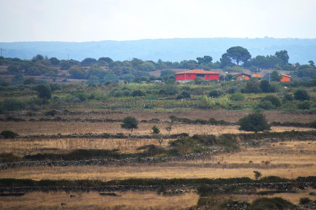 Vila Agriturismo Su Nuratolu Sagama Exteriér fotografie